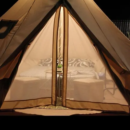 Glamping 코스티네스티