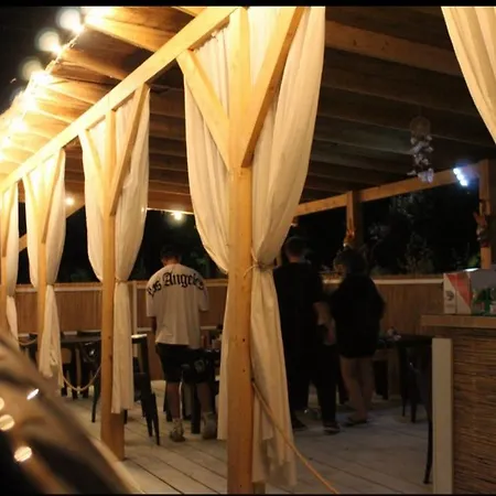 Glamping *